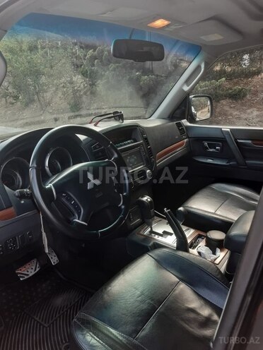 Mitsubishi Pajero 2008, 217,000 km - 3.0 л - Bakı