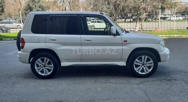 Mitsubishi Pajero io 2000, 175,689 km - 2.0 л - Bakı