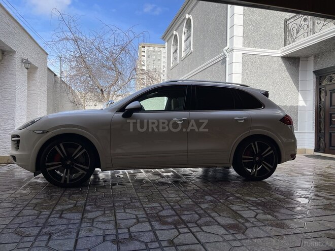 Porsche Cayenne Turbo 2010, 217,000 km - 4.8 л - Bakı