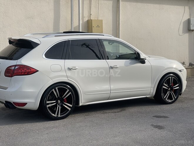 Porsche Cayenne Turbo 2010, 217,000 km - 4.8 л - Bakı