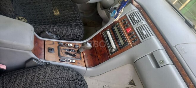 Mercedes E 240 2000, 150,000 km - 2.4 l - Bakı