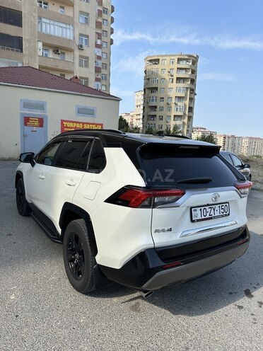 Toyota RAV4 2020, 20,000 km - 2.0 l - Bakı
