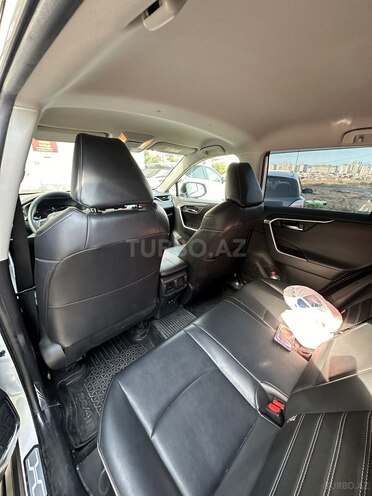Toyota RAV4 2020, 20,000 km - 2.0 l - Bakı