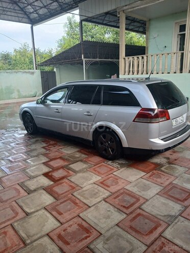 Opel Vectra 2004, 360,000 km - 1.9 l - Tovuz