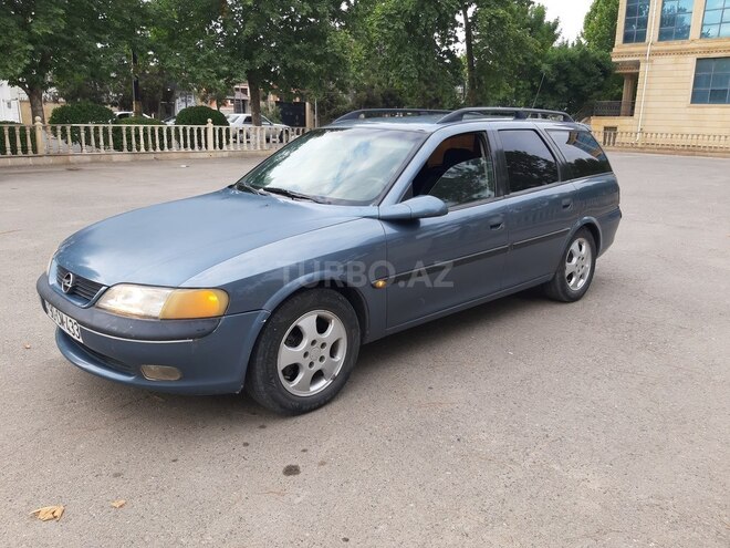 Opel Vectra 1999, 250,000 km - 2.0 l - Saatlı