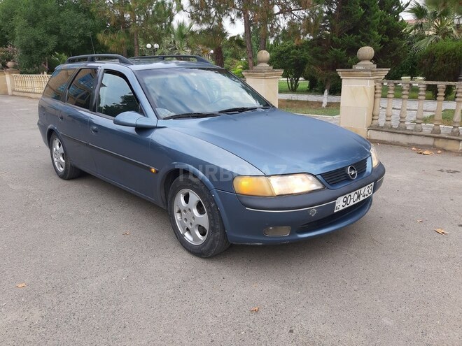 Opel Vectra 1999, 250,000 km - 2.0 l - Saatlı