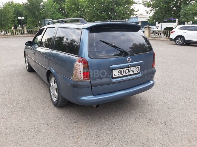 Opel Vectra 1999, 250,000 km - 2.0 l - Saatlı