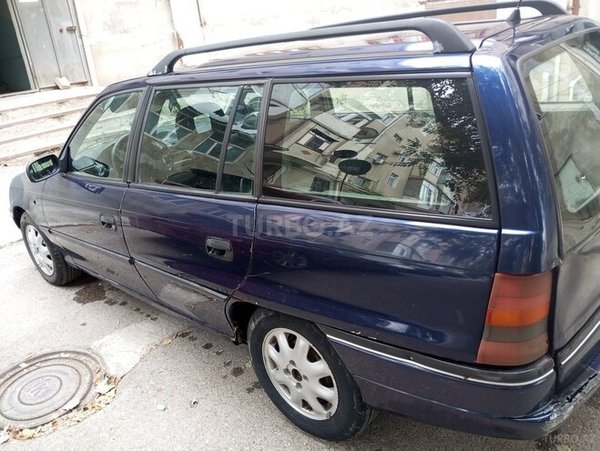 Opel Astra 1997, 380,000 km - 1.6 l - Bakı