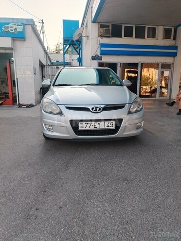 Hyundai i30 2011, 85,000 km - 1.6 l - Bakı