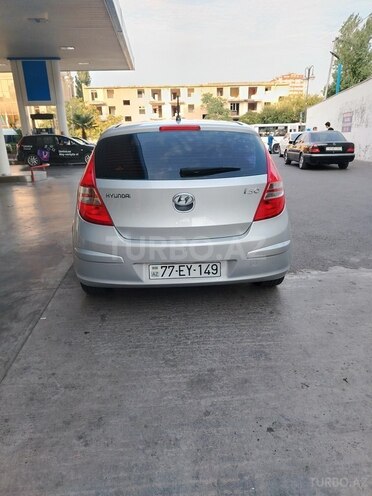 Hyundai i30 2011, 85,000 km - 1.6 l - Bakı