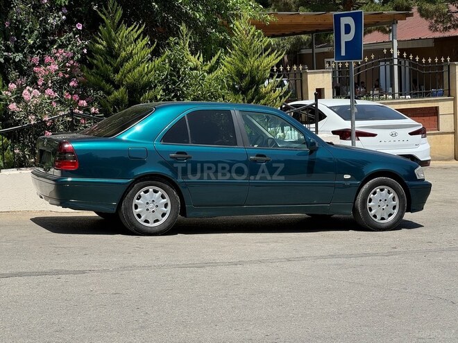 Mercedes C 200 1998, 320,000 km - 2.0 л - Bakı