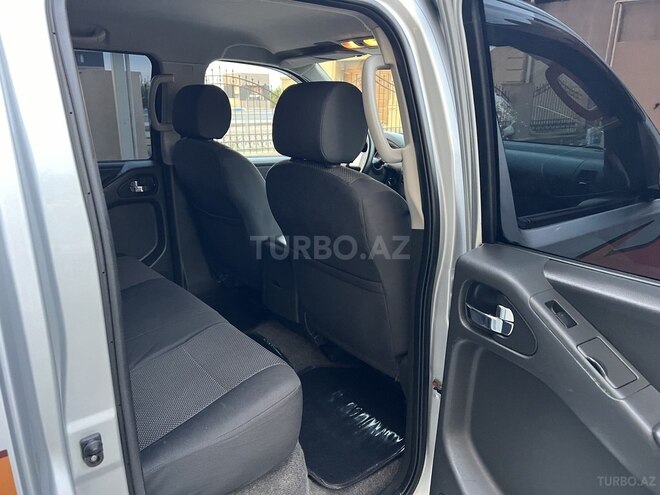 Nissan Navara 2014, 147,215 km - 2.5 l - Bakı
