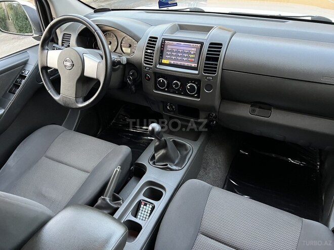 Nissan Navara 2014, 147,215 km - 2.5 l - Bakı