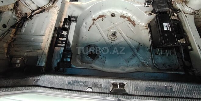 Mercedes C 180 1998, 230,400 km - 1.8 л - Tovuz