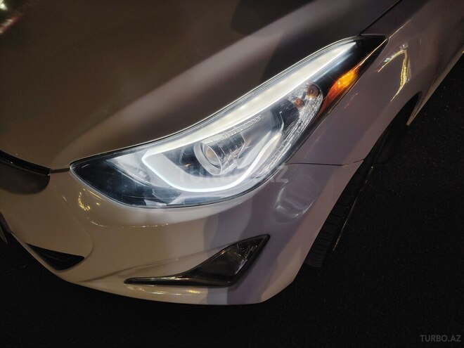 Hyundai Elantra 2014, 287,926 km - 1.8 l - Bakı