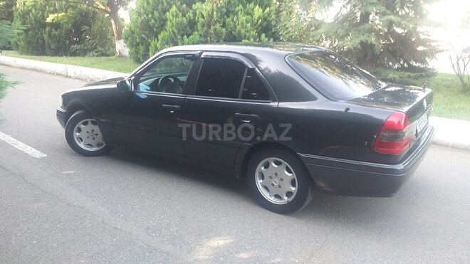 Mercedes C 180 1996, 324,561 km - 1.8 l - Qazax