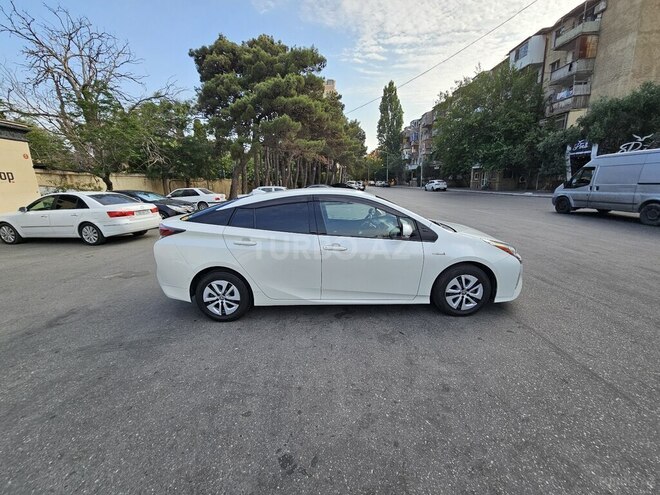 Toyota Prius 2017, 96,300 km - 1.8 l - Bakı