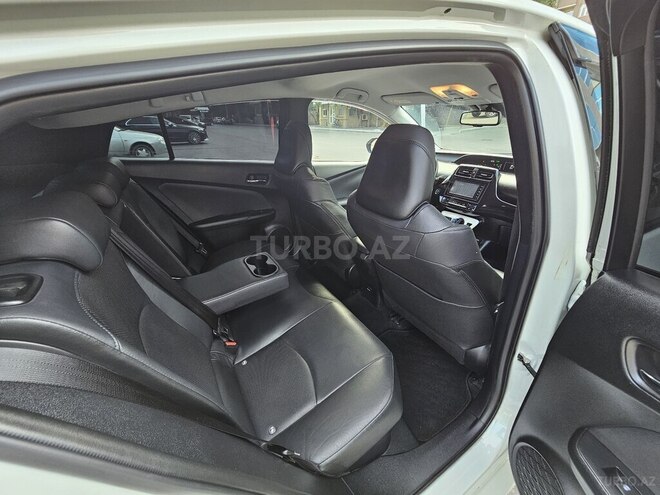 Toyota Prius 2017, 96,300 km - 1.8 l - Bakı