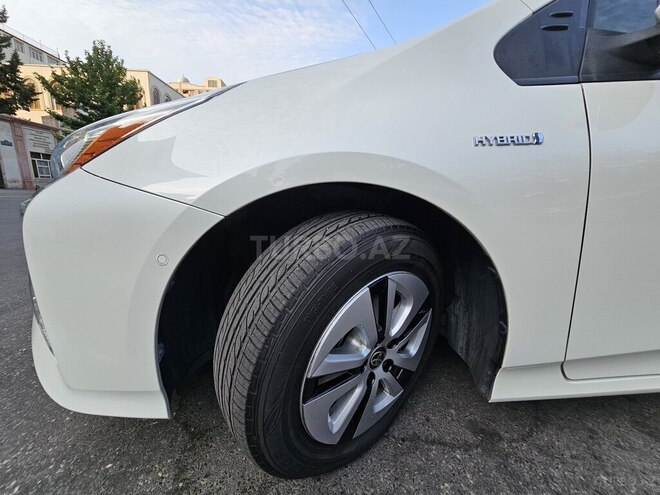Toyota Prius 2017, 96,300 km - 1.8 l - Bakı