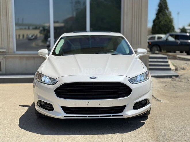 Ford Fusion (North America) 2015, 242,000 km - 2.0 л - Bakı