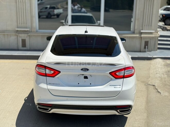 Ford Fusion (North America) 2015, 242,000 km - 2.0 л - Bakı