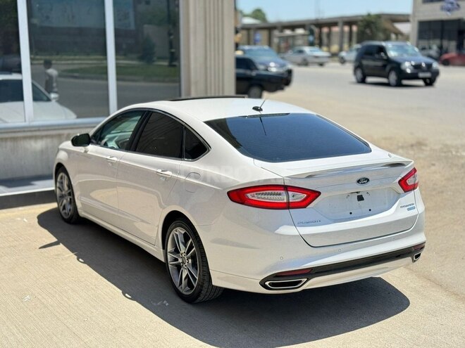 Ford Fusion (North America) 2015, 242,000 km - 2.0 л - Bakı