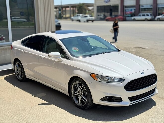 Ford Fusion (North America) 2015, 242,000 km - 2.0 л - Bakı