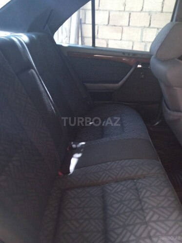 Mercedes C 220 1993, 449,850 km - 2.2 l - Salyan