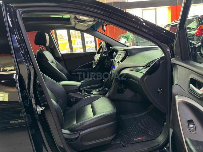 Hyundai Santa Fe-15