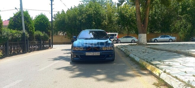 BMW 525 2001, 204,000 km - 2.5 l - Bakı