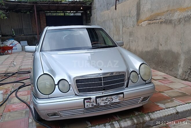 Mercedes E 230 1996, 660,000 km - 2.3 l - Gəncə