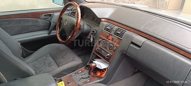 Mercedes E 230 1996, 660,000 km - 2.3 l - Gəncə