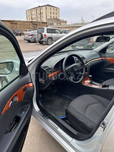 Mercedes E 220 d 2008, 372,000 km - 2.2 l - Bakı