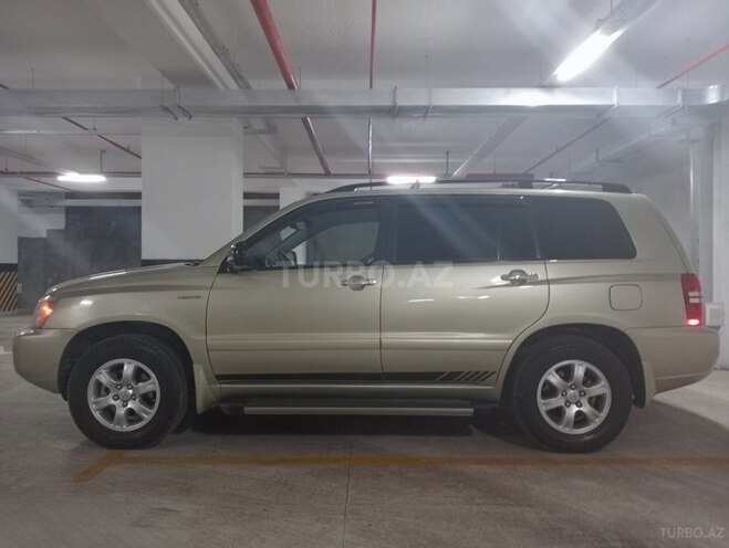 Toyota Highlander 2003, 334,261 km - 2.4 l - Bakı