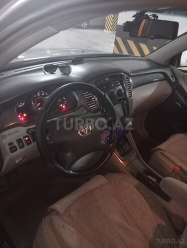 Toyota Highlander 2003, 334,261 km - 2.4 l - Bakı