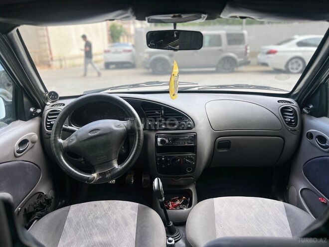 Ford Courier 1999, 234,567 km - 1.8 l - Bakı