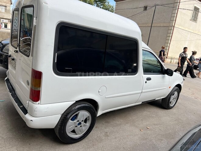 Ford Courier 1999, 234,567 km - 1.8 l - Bakı