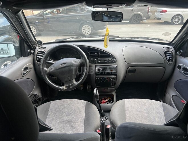 Ford Courier 1999, 234,567 km - 1.8 l - Bakı