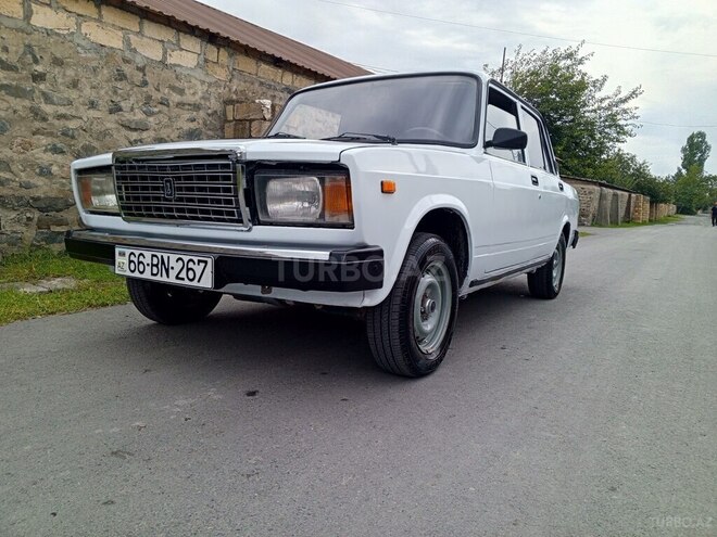 LADA (VAZ) 2107 2003, 95,000 km - 1.6 l - Zaqatala