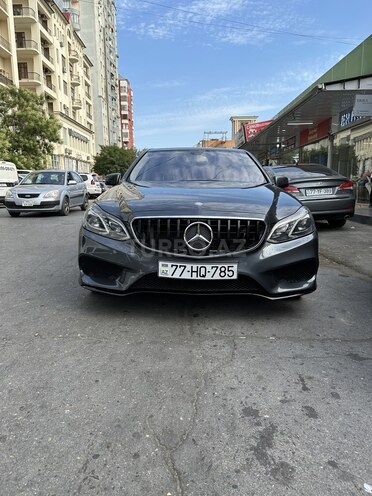 Mercedes E 220 2013, 131,356 km - 2.2 л - Bakı