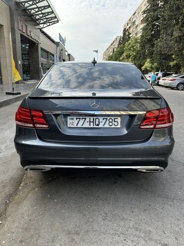 Mercedes E 220 2013, 131,356 km - 2.2 л - Bakı