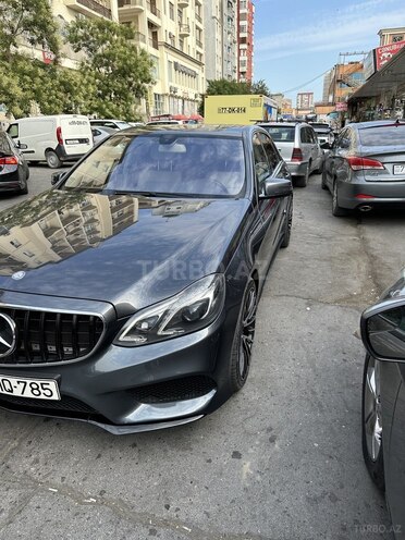 Mercedes E 220 2013, 131,356 km - 2.2 л - Bakı