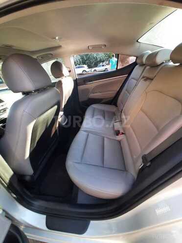 Hyundai Elantra 2017, 87,000 km - 2.0 л - Bakı