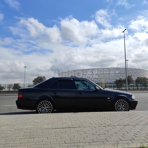 Mercedes C 280 1997, 440,000 km - 2.8 l - Bakı