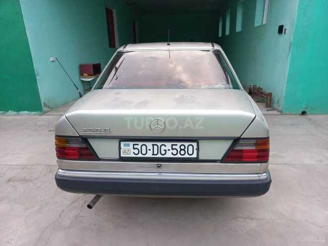 Mercedes E 250 1991, 200,000 km - 2.5 l - Ağstafa