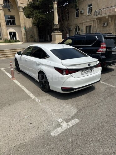 Lexus ES 300h 2022, 36,000 km - 2.5 l - Bakı