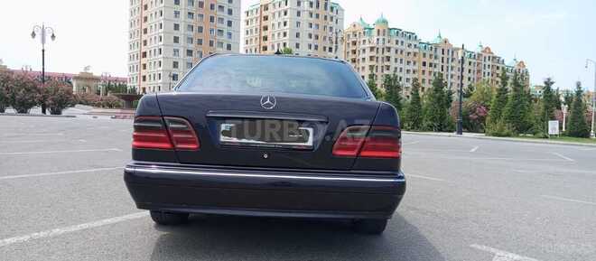 Mercedes E 220 d 2000, 425,000 km - 2.2 l - Sumqayıt