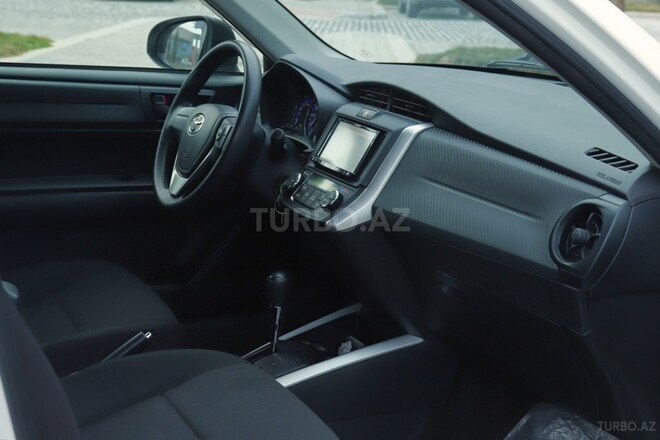 Toyota Corolla Fielder 2018, 117,200 km - 1.5 l - Bakı
