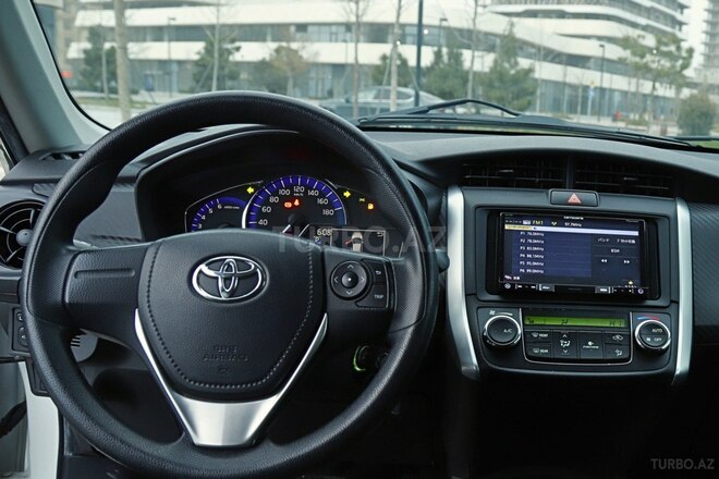 Toyota Corolla Fielder 2018, 117,200 km - 1.5 l - Bakı