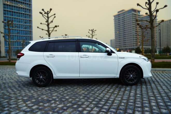 Toyota Corolla Fielder 2018, 117,200 km - 1.5 l - Bakı